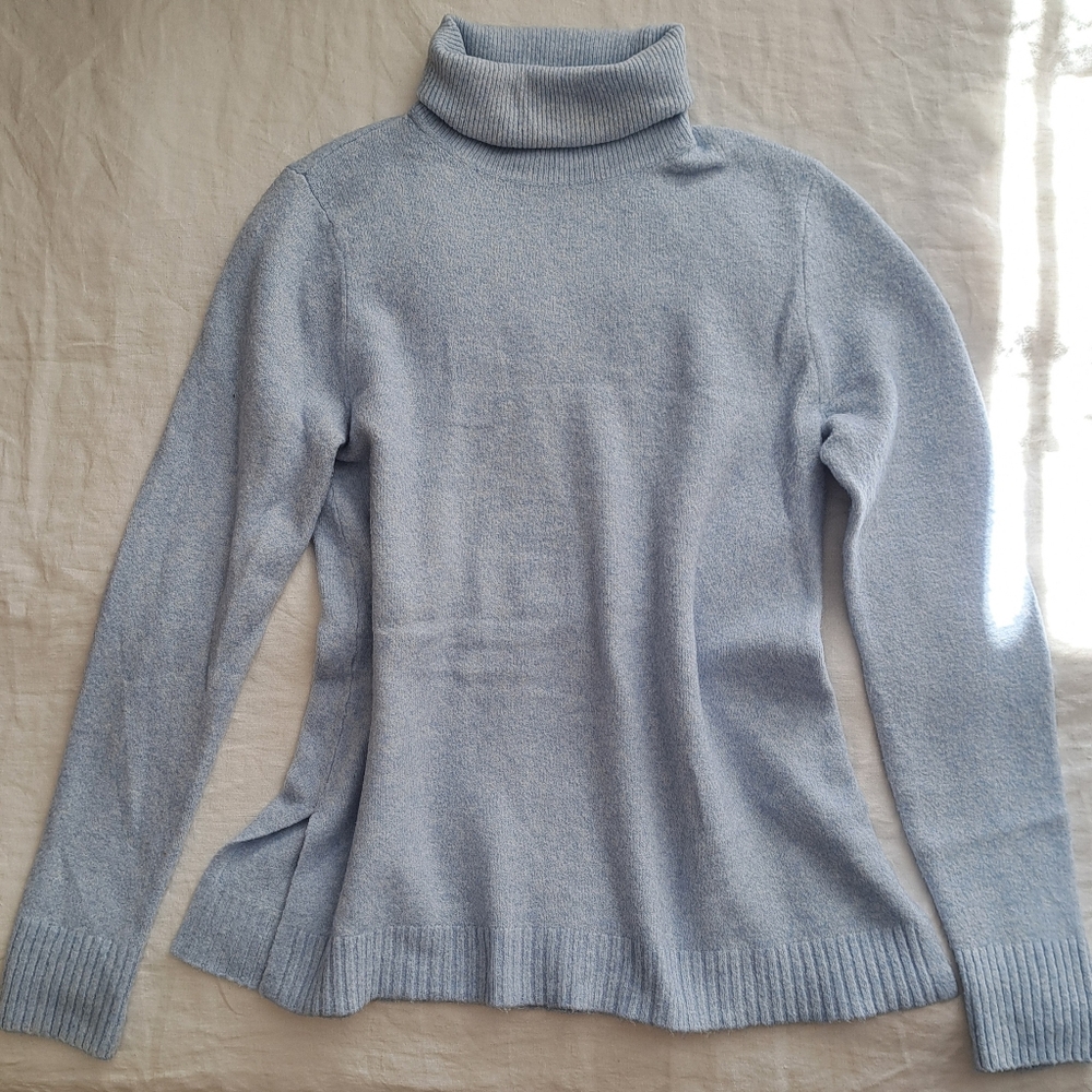 J. Crew Extra Soft Light Blue Turtleneck Sweater Size Small